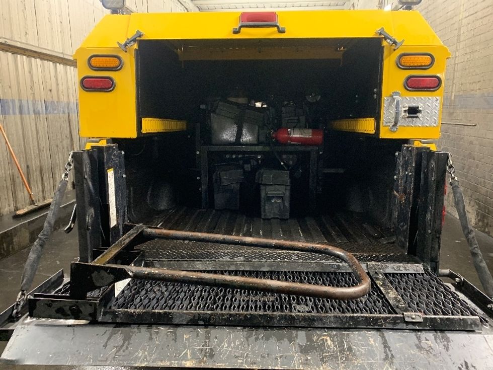 Pickup Truck-Light and Medium Duty Trucks-Chevrolet-2016-SILVERAD-City Of Industry-CA-86,334\n\t\tmiles-$ 41,000 - Image 8