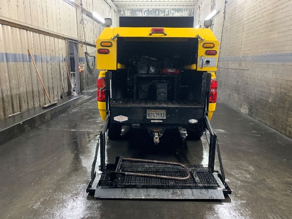 Pickup Truck-Light and Medium Duty Trucks-Chevrolet-2016-SILVERAD-City Of Industry-CA-86,334\n\t\tmiles-$ 41,000 - Image 9