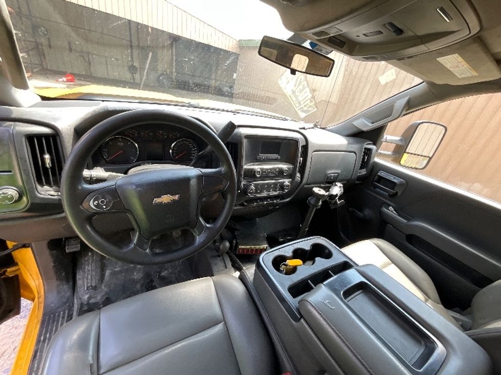 Pickup Truck-Light and Medium Duty Trucks-Chevrolet-2016-SILVERAD-Eden-MD-76,000\n\t\tmiles-$ 30,000 - Image 17