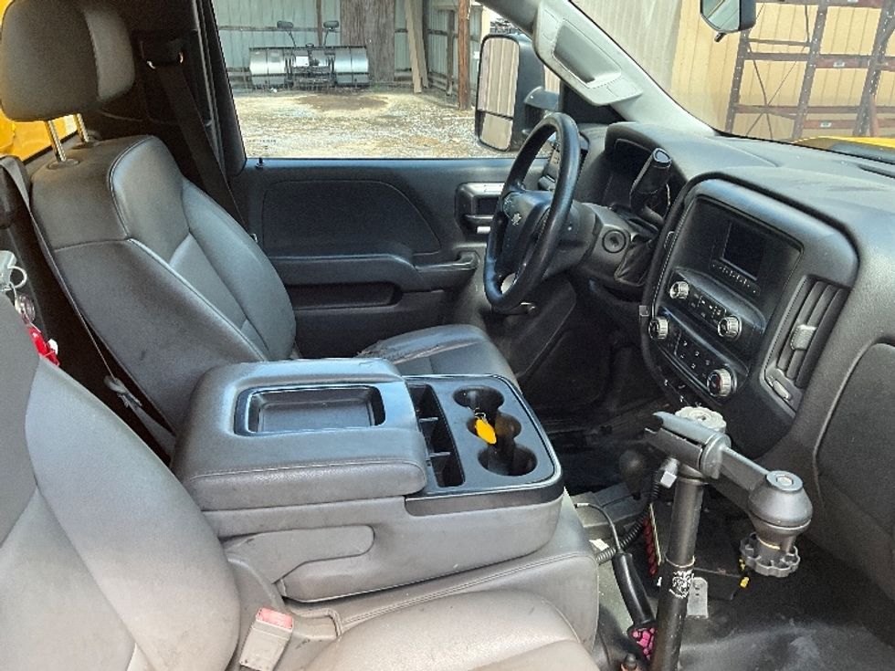 Pickup Truck-Light and Medium Duty Trucks-Chevrolet-2016-SILVERAD-Eden-MD-76,000\n\t\tmiles-$ 30,000 - Image 21