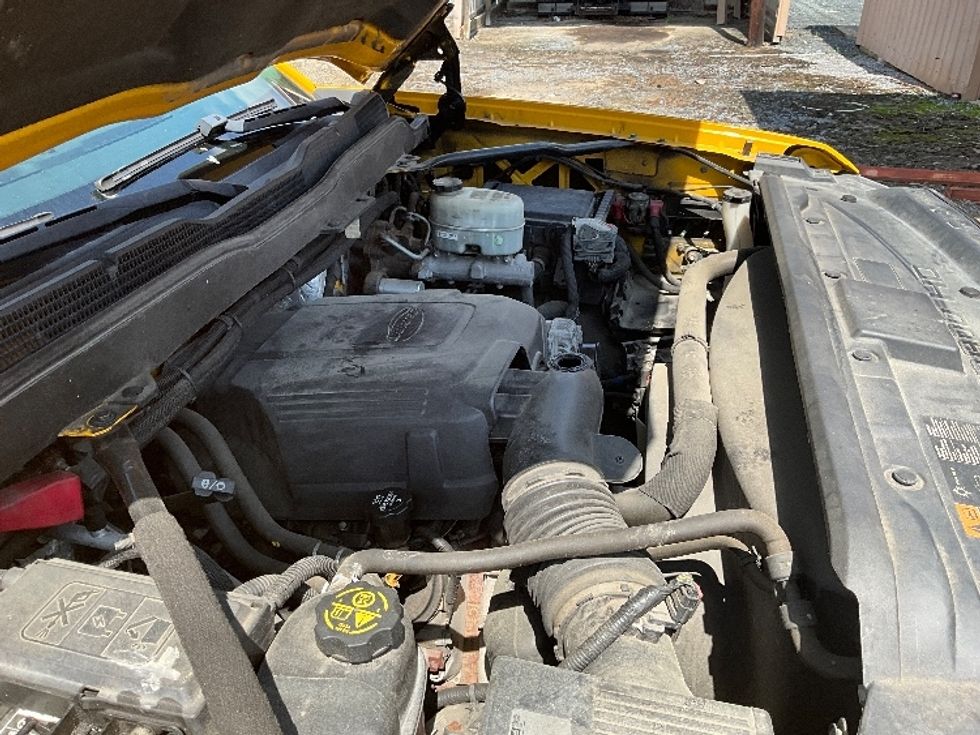 Pickup Truck-Light and Medium Duty Trucks-Chevrolet-2016-SILVERAD-Eden-MD-76,000\n\t\tmiles-$ 30,000 - Image 22