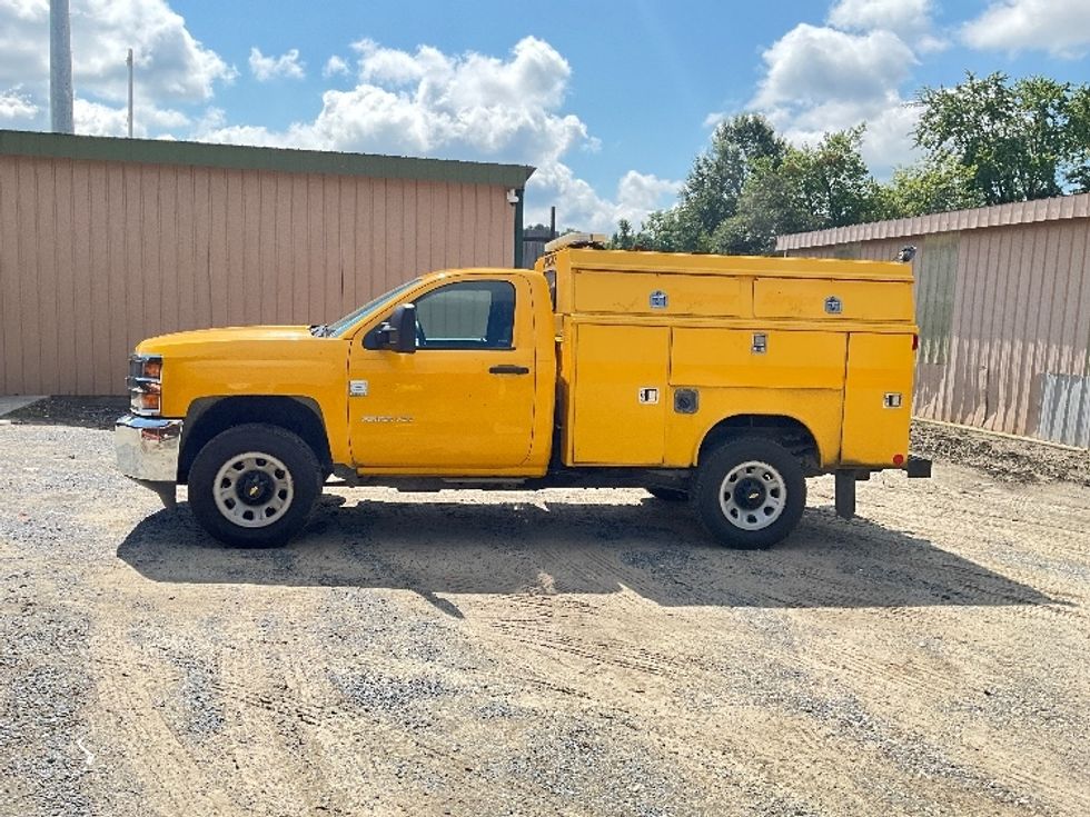 Pickup Truck-Light and Medium Duty Trucks-Chevrolet-2016-SILVERAD-Eden-MD-76,000\n\t\tmiles-$ 30,000 - Image 4