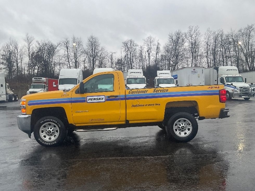 Pickup Truck-Light and Medium Duty Trucks-Chevrolet-2018-SILVERAD-Akron-OH-142,808\n\t\tmiles-$ 24,750 - Image 4