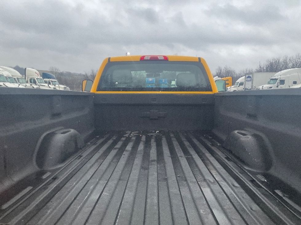 Pickup Truck-Light and Medium Duty Trucks-Chevrolet-2018-SILVERAD-Akron-OH-142,808\n\t\tmiles-$ 24,750 - Image 9
