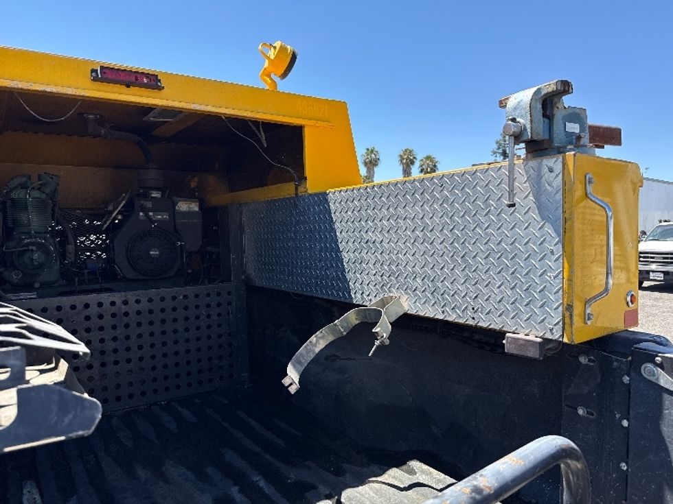 Pickup Truck-Light and Medium Duty Trucks-Ford-2006-F350-West Sacramento-CA-169,335\n\t\tmiles-$ 15,000 - Image 12