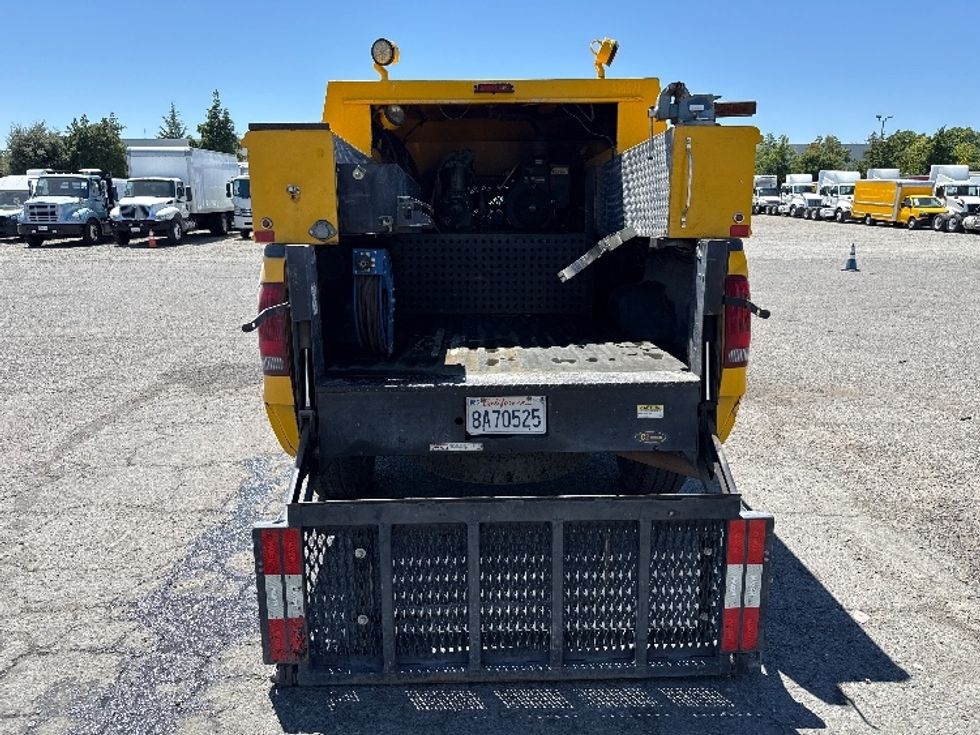 Pickup Truck-Light and Medium Duty Trucks-Ford-2006-F350-West Sacramento-CA-169,335\n\t\tmiles-$ 15,000 - Image 7