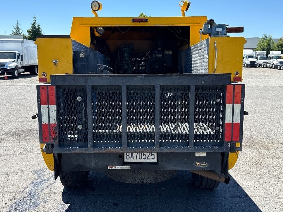 Pickup Truck-Light and Medium Duty Trucks-Ford-2006-F350-West Sacramento-CA-169,335\n\t\tmiles-$ 15,000 - Image 8