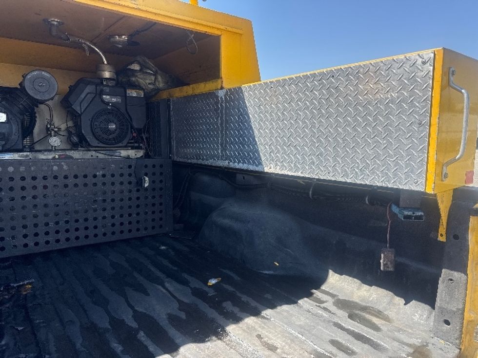 Pickup Truck-Light and Medium Duty Trucks-Ford-2008-F350-West Sacramento-CA-106,442\n\t\tmiles-$ 9,000 - Image 10