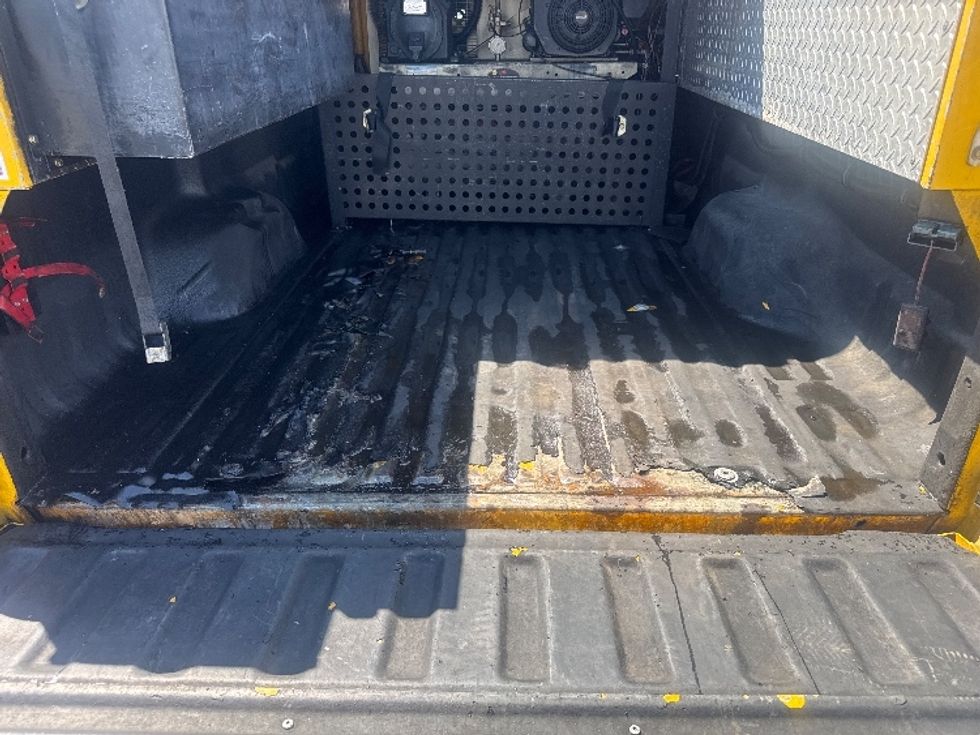 Pickup Truck-Light and Medium Duty Trucks-Ford-2008-F350-West Sacramento-CA-106,442\n\t\tmiles-$ 9,000 - Image 8