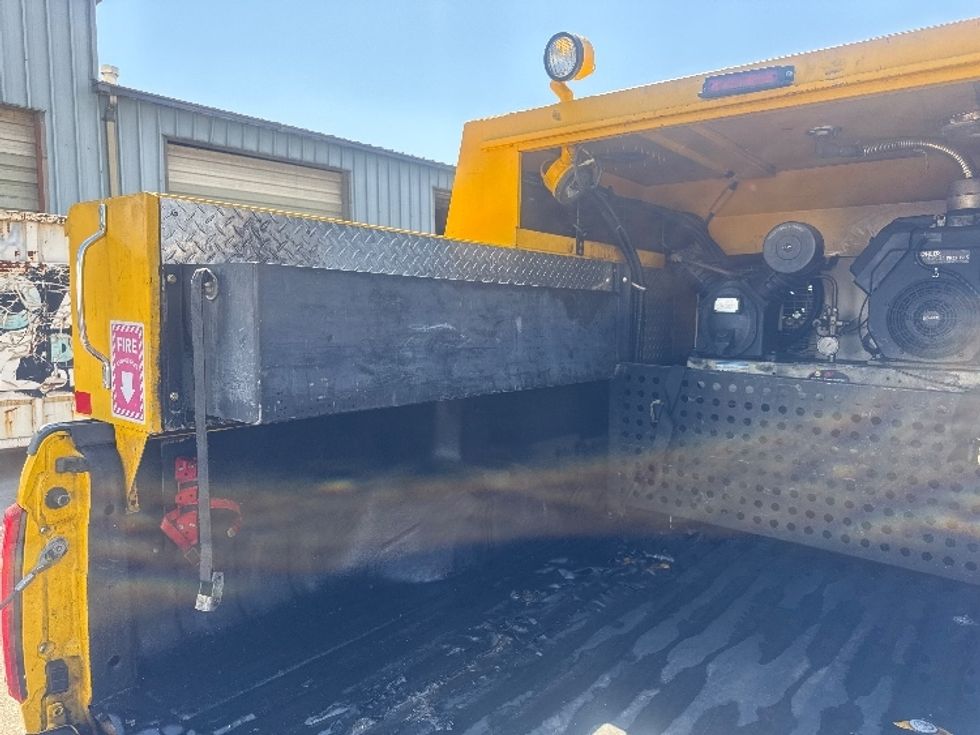 Pickup Truck-Light and Medium Duty Trucks-Ford-2008-F350-West Sacramento-CA-106,442\n\t\tmiles-$ 9,000 - Image 9