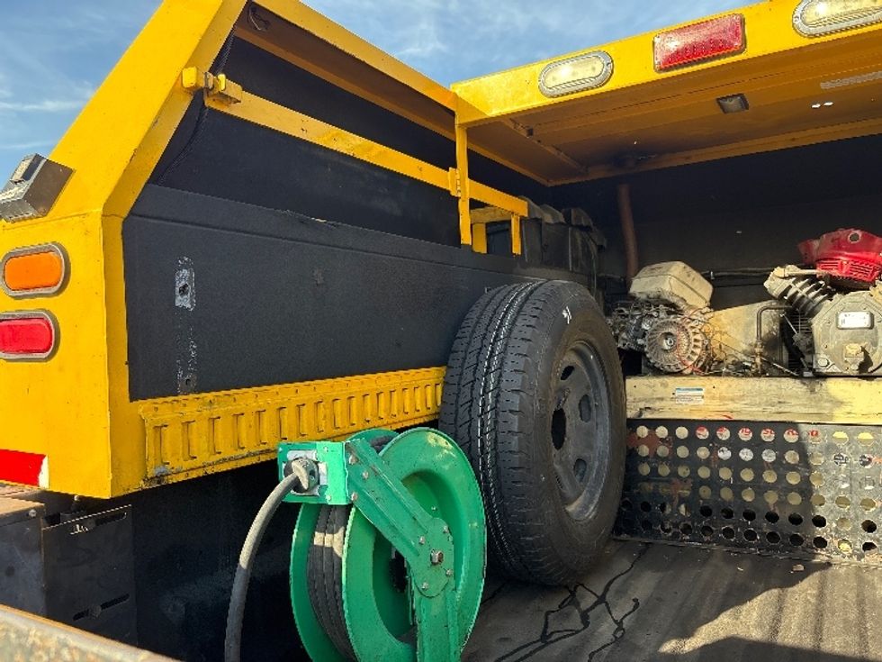 Pickup Truck-Light and Medium Duty Trucks-Ford-2012-F350-West Sacramento-CA-98,317\n\t\tmiles-$ 17,250 - Image 11