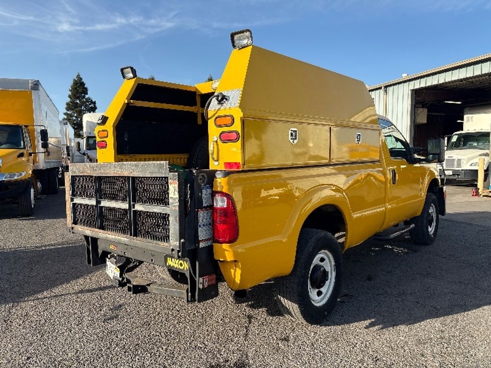 Pickup Truck-Light and Medium Duty Trucks-Ford-2012-F350-West Sacramento-CA-98,317\n\t\tmiles-$ 17,250 - Image 13