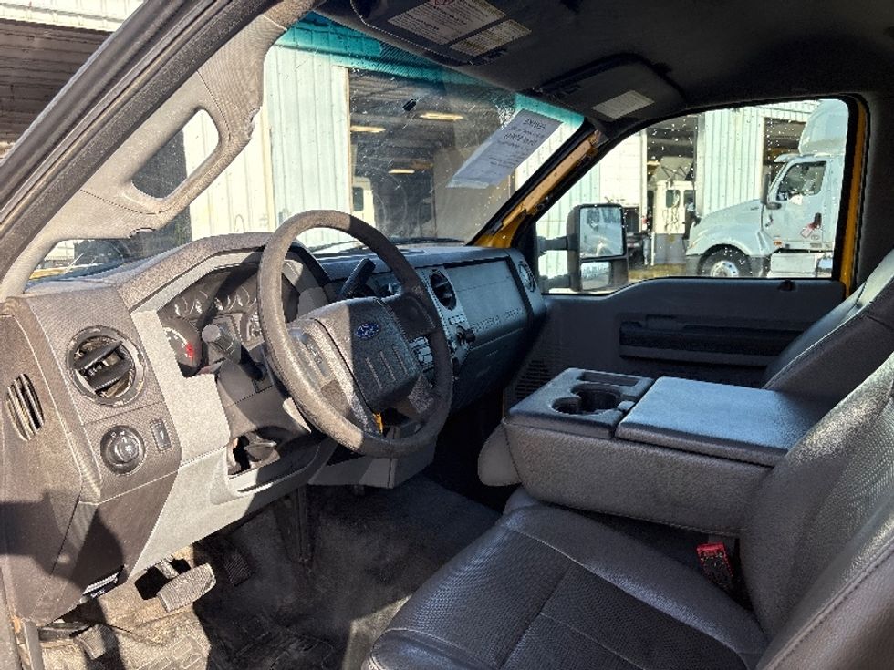 Pickup Truck-Light and Medium Duty Trucks-Ford-2012-F350-West Sacramento-CA-98,317\n\t\tmiles-$ 17,250 - Image 17