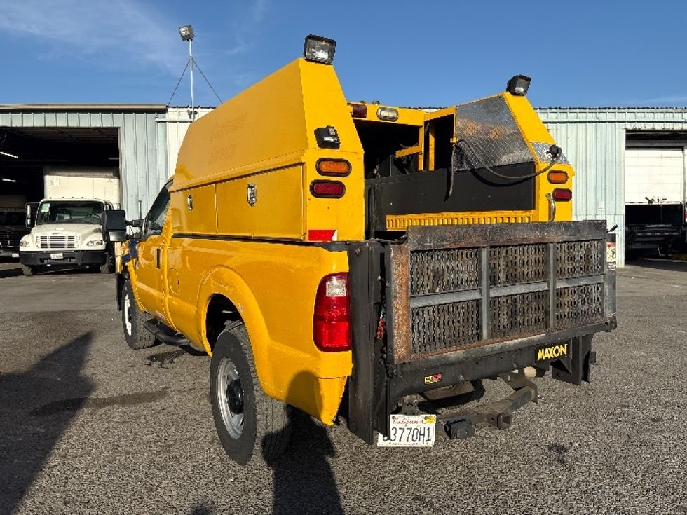 Pickup Truck-Light and Medium Duty Trucks-Ford-2012-F350-West Sacramento-CA-98,317\n\t\tmiles-$ 17,250 - Image 6