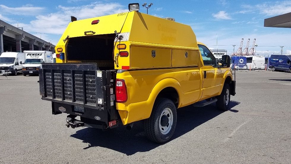 Pickup Truck-Light and Medium Duty Trucks-Ford-2013-F350-Seattle-WA-89,756\n\t\tmiles-$ 17,500 - Image 13