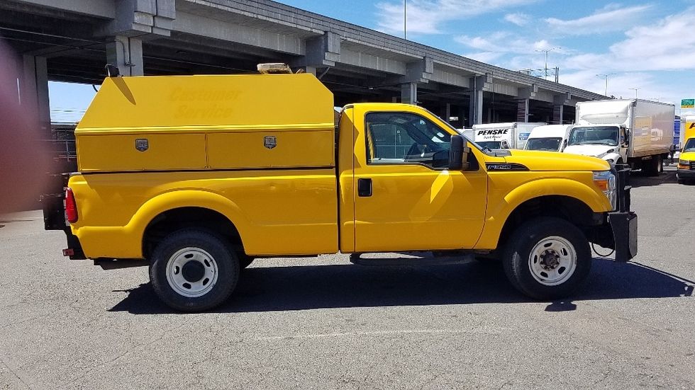 Pickup Truck-Light and Medium Duty Trucks-Ford-2013-F350-Seattle-WA-89,756\n\t\tmiles-$ 17,500 - Image 15