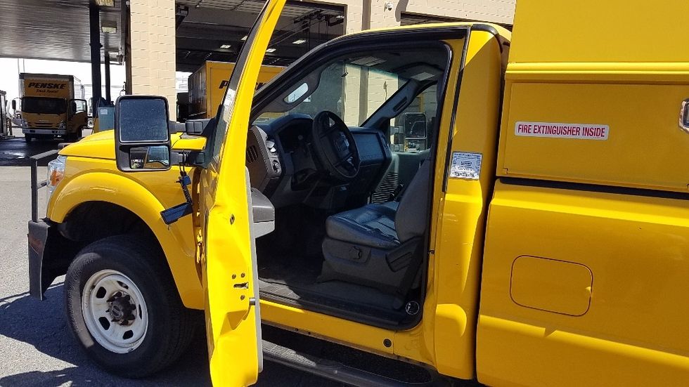 Pickup Truck-Light and Medium Duty Trucks-Ford-2013-F350-Seattle-WA-89,756\n\t\tmiles-$ 17,500 - Image 16