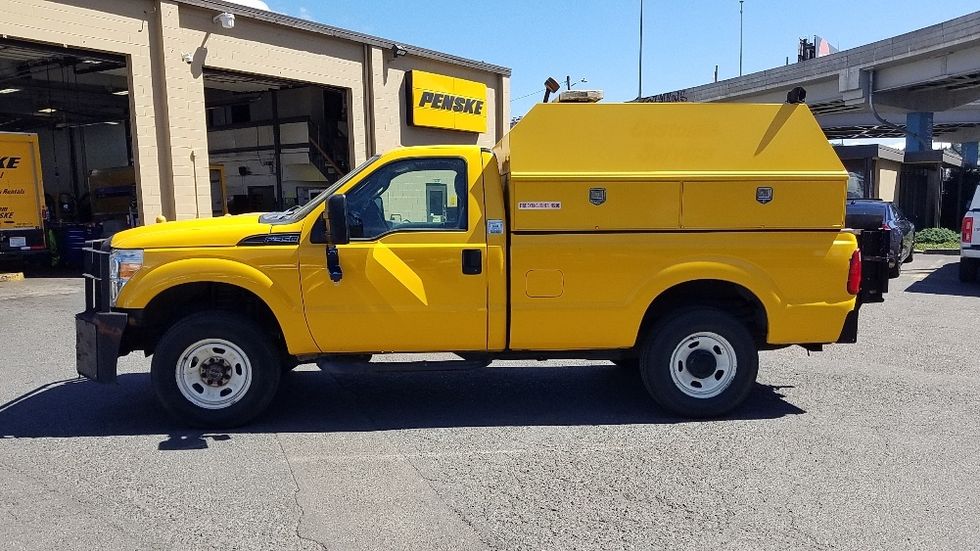 Pickup Truck-Light and Medium Duty Trucks-Ford-2013-F350-Seattle-WA-89,756\n\t\tmiles-$ 17,500 - Image 4