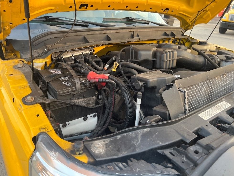 Pickup Truck-Light and Medium Duty Trucks-Ford-2015-F350-Allen Park-MI-80,071\n\t\tmiles-$ 17,000 - Image 23