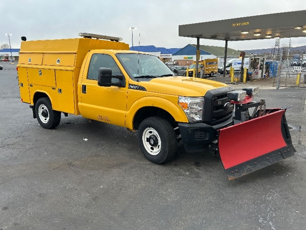 Pickup Truck-Light and Medium Duty Trucks-Ford-2015-F350-Allentown-PA-105,157\n\t\tmiles-$ 43,250 - Image 1