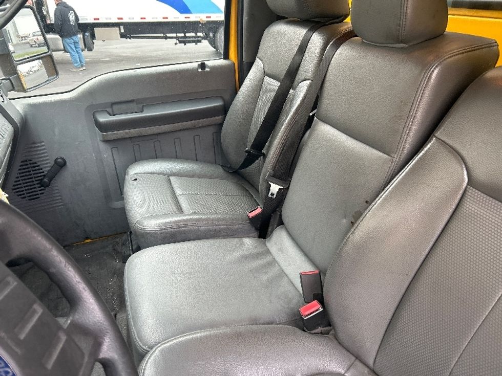 Pickup Truck-Light and Medium Duty Trucks-Ford-2015-F350-Allentown-PA-105,157\n\t\tmiles-$ 43,250 - Image 19