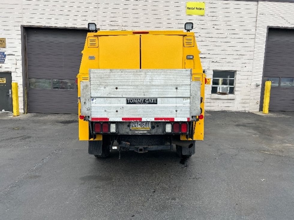 Pickup Truck-Light and Medium Duty Trucks-Ford-2015-F350-Allentown-PA-105,157\n\t\tmiles-$ 43,250 - Image 7