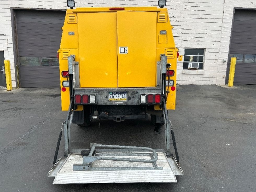 Pickup Truck-Light and Medium Duty Trucks-Ford-2015-F350-Allentown-PA-105,157\n\t\tmiles-$ 43,250 - Image 8