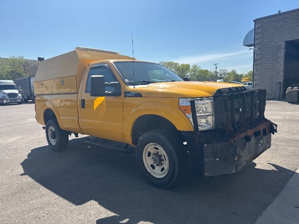 Pickup Truck-Light and Medium Duty Trucks-Ford-2015-F350-Elmira-NY-83,720\n\t\tmiles-$ 14,000 - Image 1