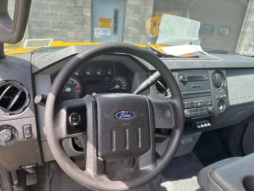 Pickup Truck-Light and Medium Duty Trucks-Ford-2015-F350-Elmira-NY-83,720\n\t\tmiles-$ 14,000 - Image 15