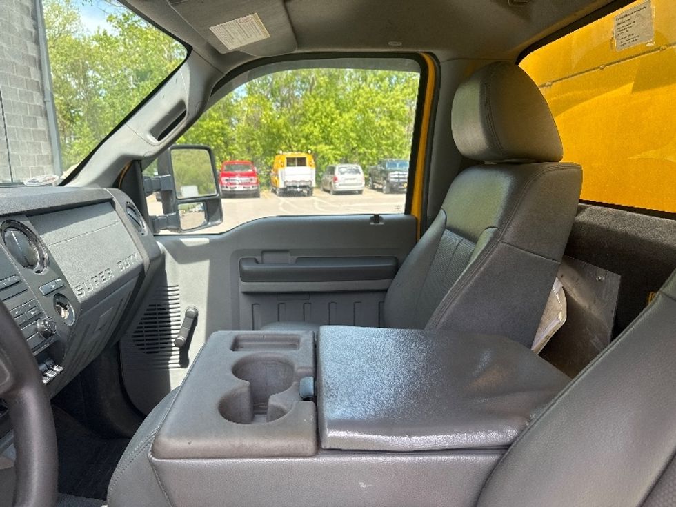 Pickup Truck-Light and Medium Duty Trucks-Ford-2015-F350-Elmira-NY-83,720\n\t\tmiles-$ 14,000 - Image 16