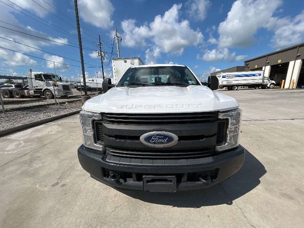 Pickup Truck-Light and Medium Duty Trucks-Ford-2019-F250-Hammond-LA-117,067\n\t\tmiles-$ 33,000 - Image 2