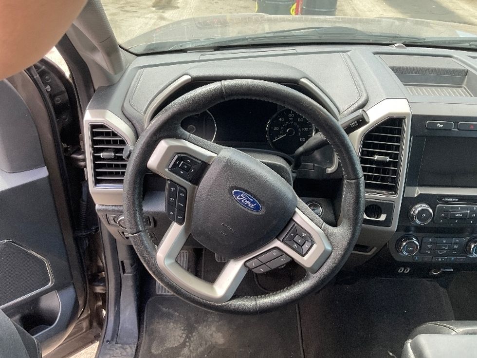 Pickup Truck-Light and Medium Duty Trucks-Ford-2020-F150-Frederick-MD-79,688\n\t\tmiles-$ 31,400 - Image 15