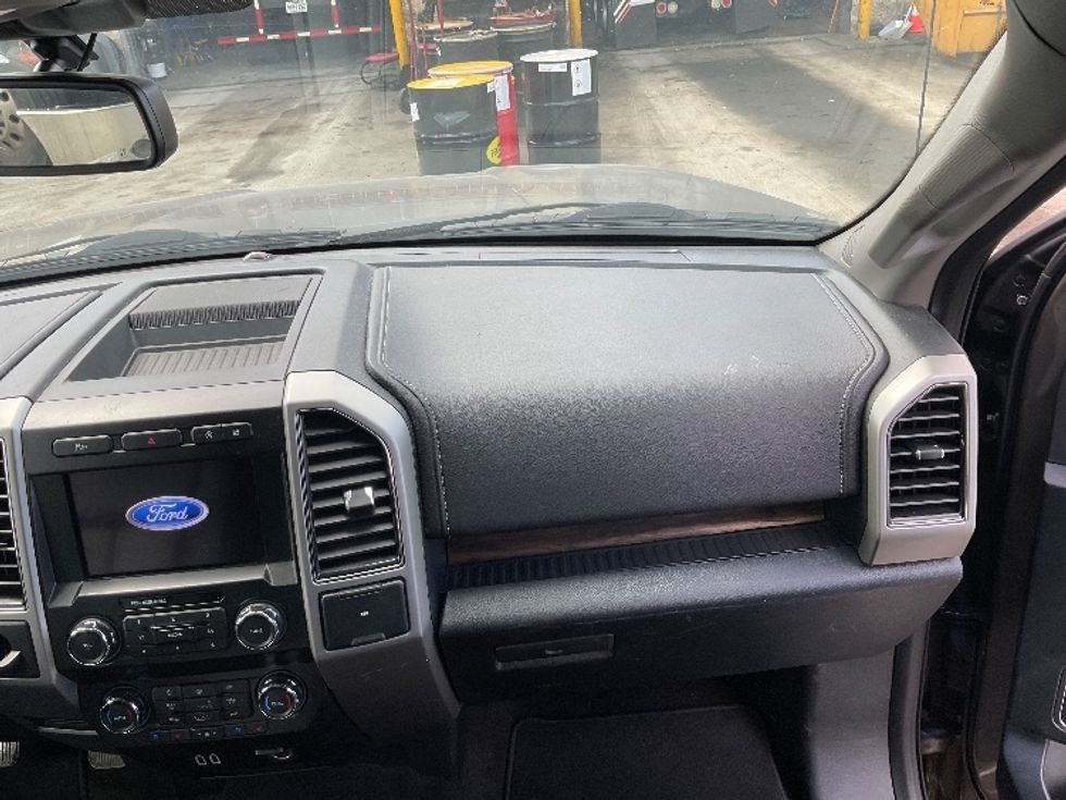 Pickup Truck-Light and Medium Duty Trucks-Ford-2020-F150-Frederick-MD-79,688\n\t\tmiles-$ 31,400 - Image 19