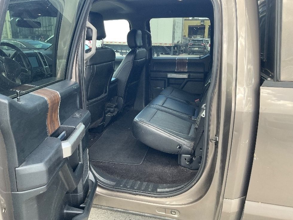 Pickup Truck-Light and Medium Duty Trucks-Ford-2020-F150-Frederick-MD-79,688\n\t\tmiles-$ 31,400 - Image 23