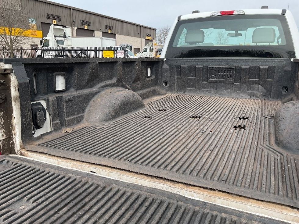 Pickup Truck-Light and Medium Duty Trucks-Ford-2020-F250-Fredonia-NY-136,455\n\t\tmiles-$ 31,500 - Image 11