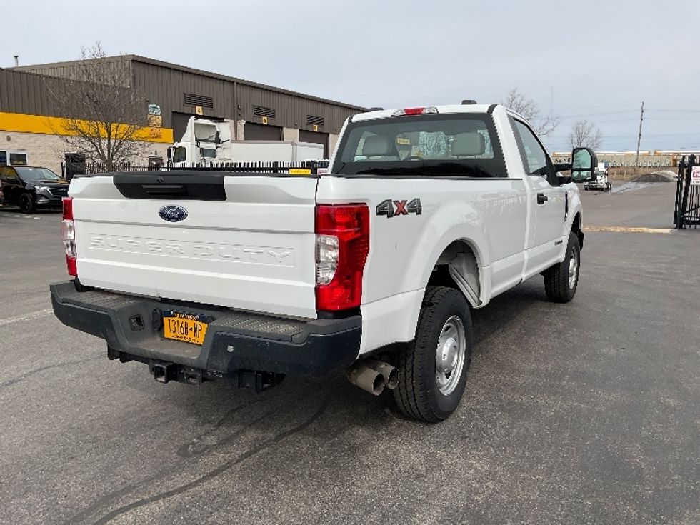 Pickup Truck-Light and Medium Duty Trucks-Ford-2020-F250-Fredonia-NY-136,455\n\t\tmiles-$ 31,500 - Image 13