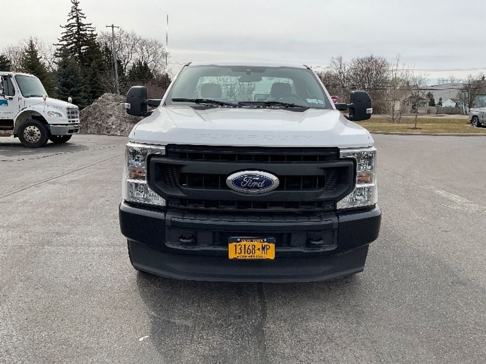 Pickup Truck-Light and Medium Duty Trucks-Ford-2020-F250-Fredonia-NY-136,455\n\t\tmiles-$ 31,500 - Image 2