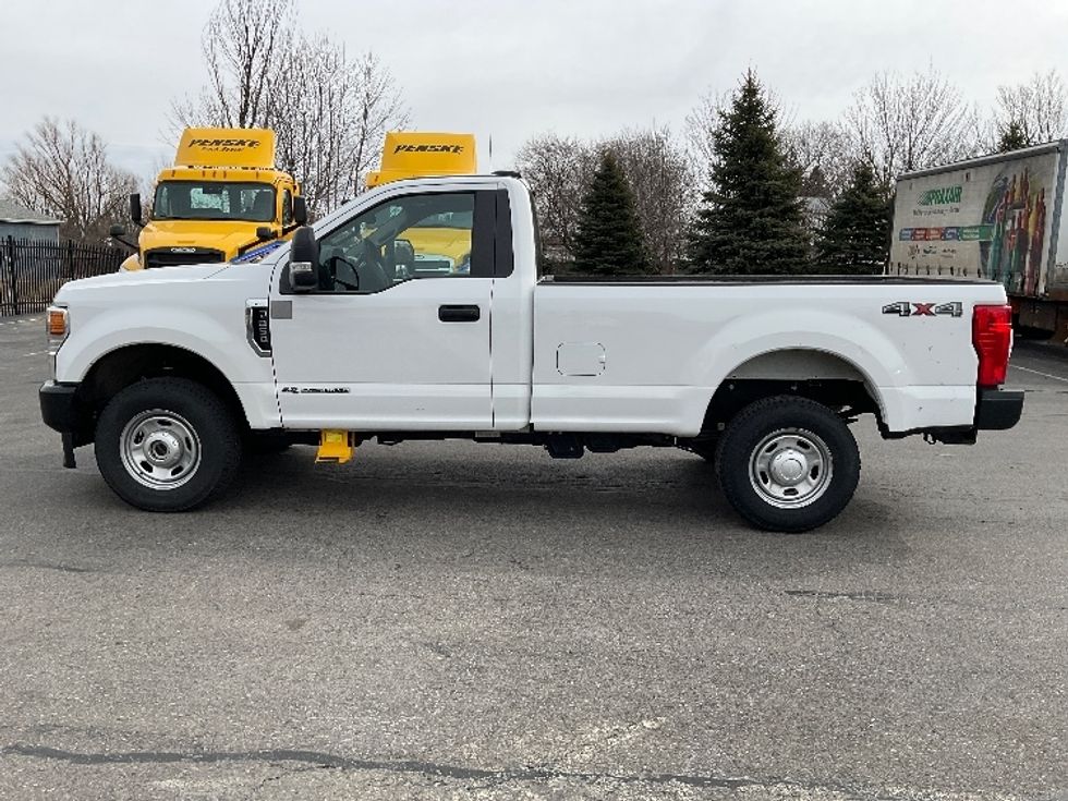 Pickup Truck-Light and Medium Duty Trucks-Ford-2020-F250-Fredonia-NY-136,455\n\t\tmiles-$ 31,500 - Image 4