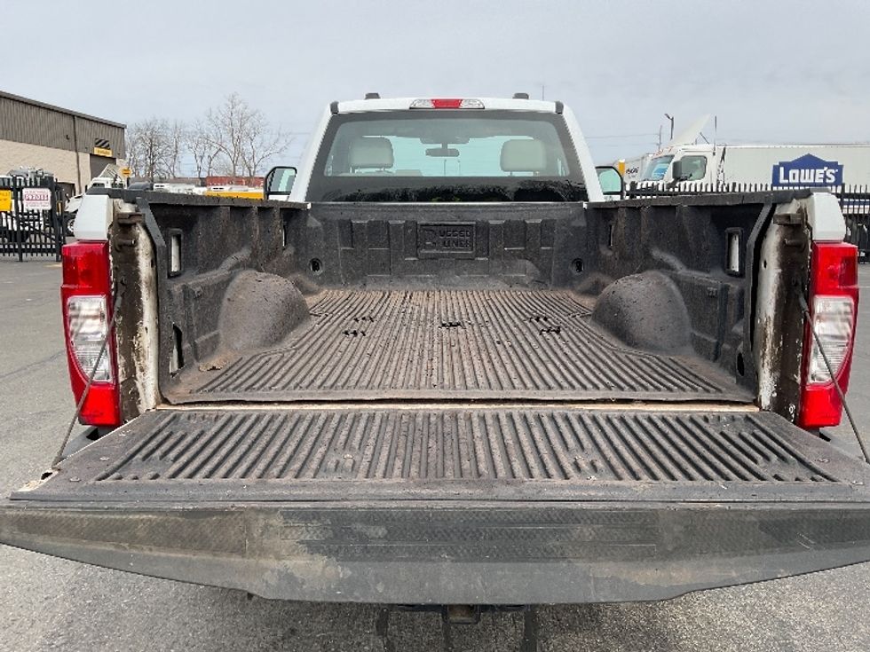 Pickup Truck-Light and Medium Duty Trucks-Ford-2020-F250-Fredonia-NY-136,455\n\t\tmiles-$ 31,500 - Image 8