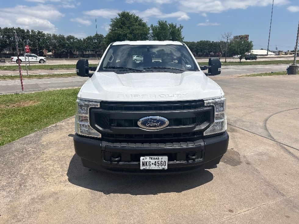 Pickup Truck-Light and Medium Duty Trucks-Ford-2020-F250-Houston-TX-139,375\n\t\tmiles-$ 32,000 - Image 2