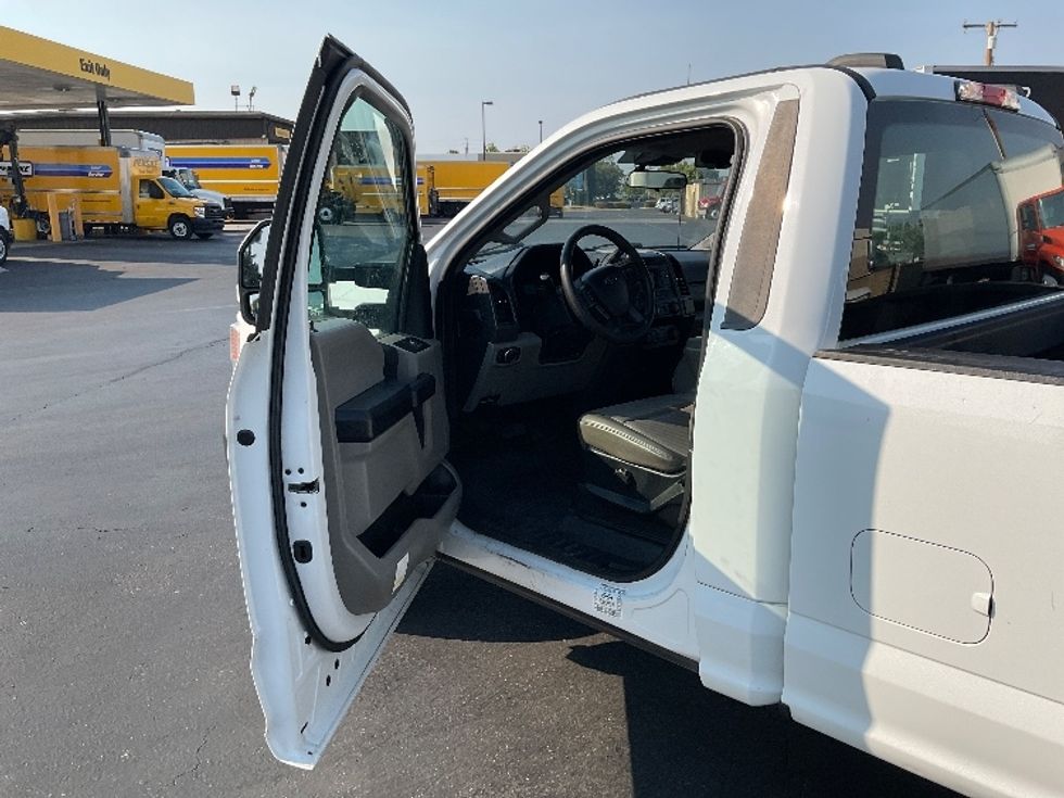 Pickup Truck-Light and Medium Duty Trucks-Ford-2020-F250-Torrance-CA-90,278\n\t\tmiles-$ 35,000 - Image 16