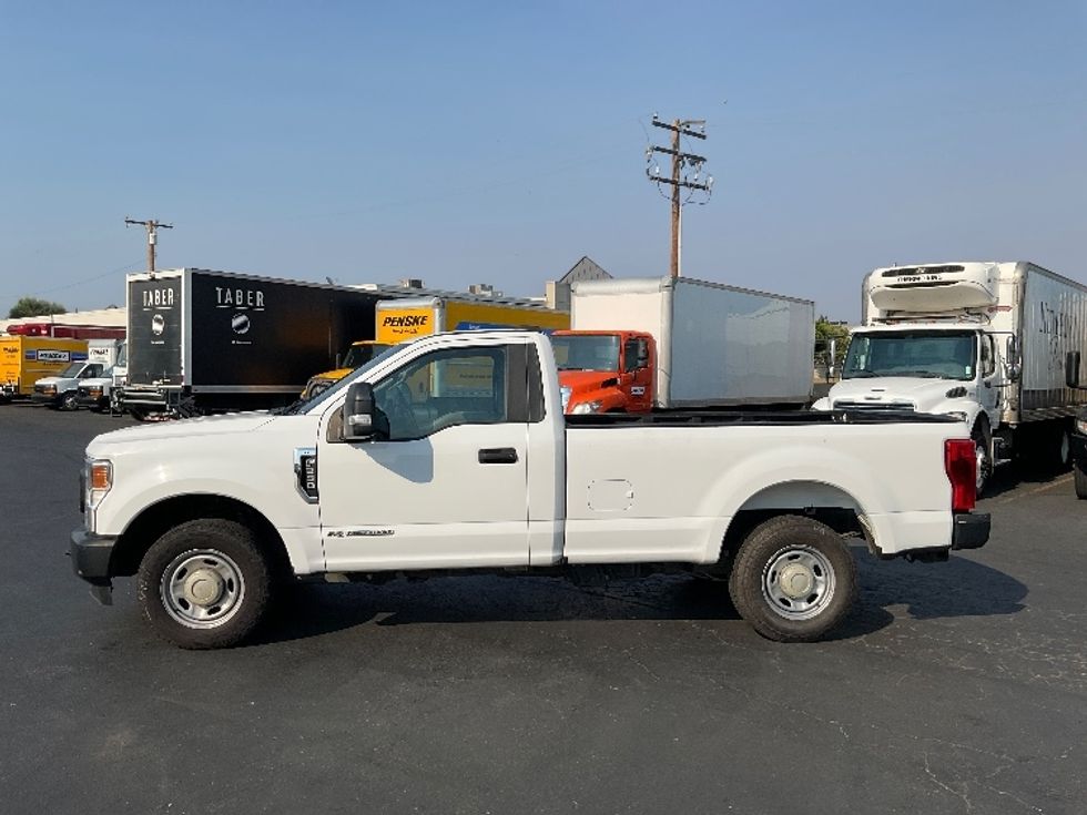 Pickup Truck-Light and Medium Duty Trucks-Ford-2020-F250-Torrance-CA-90,278\n\t\tmiles-$ 35,000 - Image 4