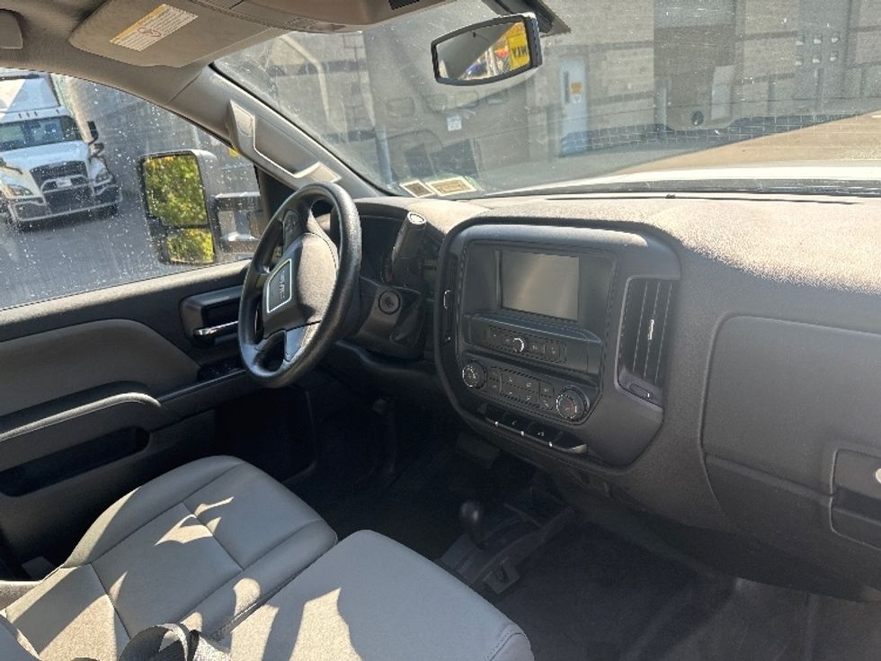 Pickup Truck-Light and Medium Duty Trucks-GMC-2019-SIERRA-Elmira-NY-15,227\n\t\tmiles-$ 42,800 - Image 21