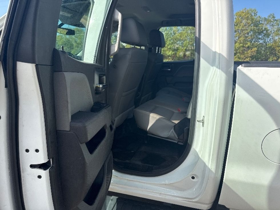 Pickup Truck-Light and Medium Duty Trucks-GMC-2019-SIERRA-Elmira-NY-29,244\n\t\tmiles-$ 33,750 - Image 21