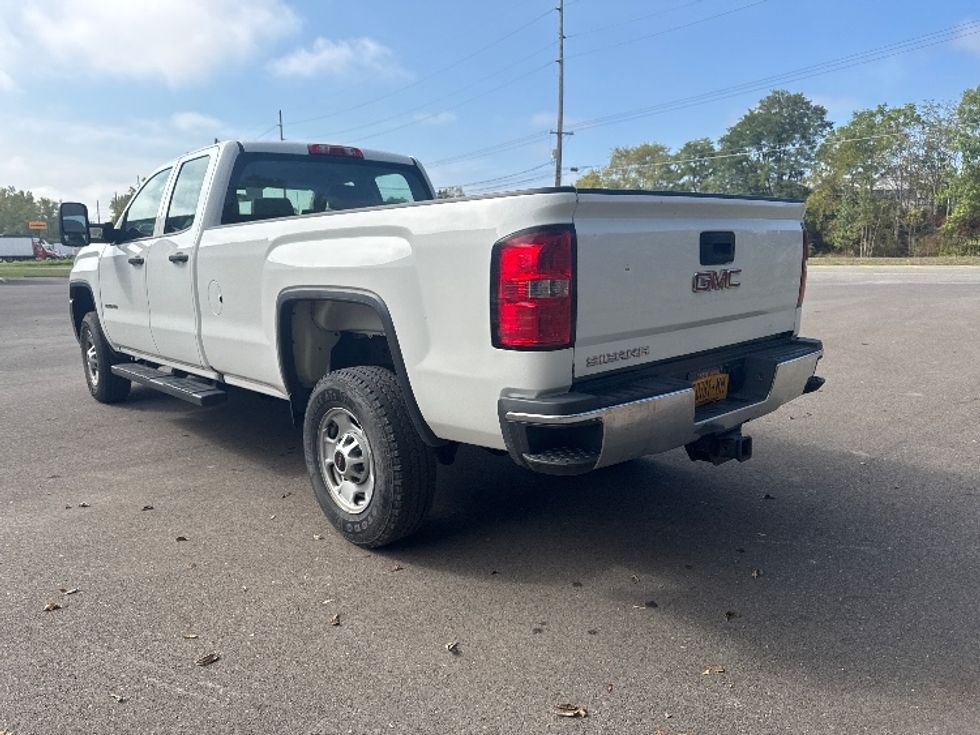 Pickup Truck-Light and Medium Duty Trucks-GMC-2019-SIERRA-Elmira-NY-29,244\n\t\tmiles-$ 33,750 - Image 6