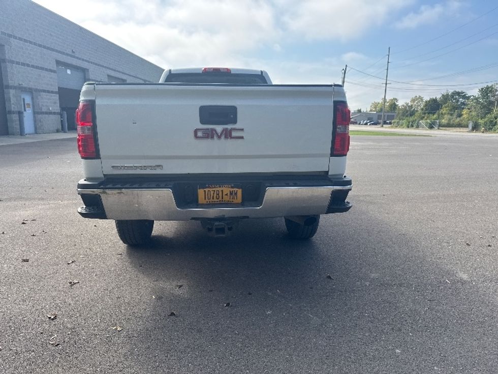 Pickup Truck-Light and Medium Duty Trucks-GMC-2019-SIERRA-Elmira-NY-29,244\n\t\tmiles-$ 33,750 - Image 7