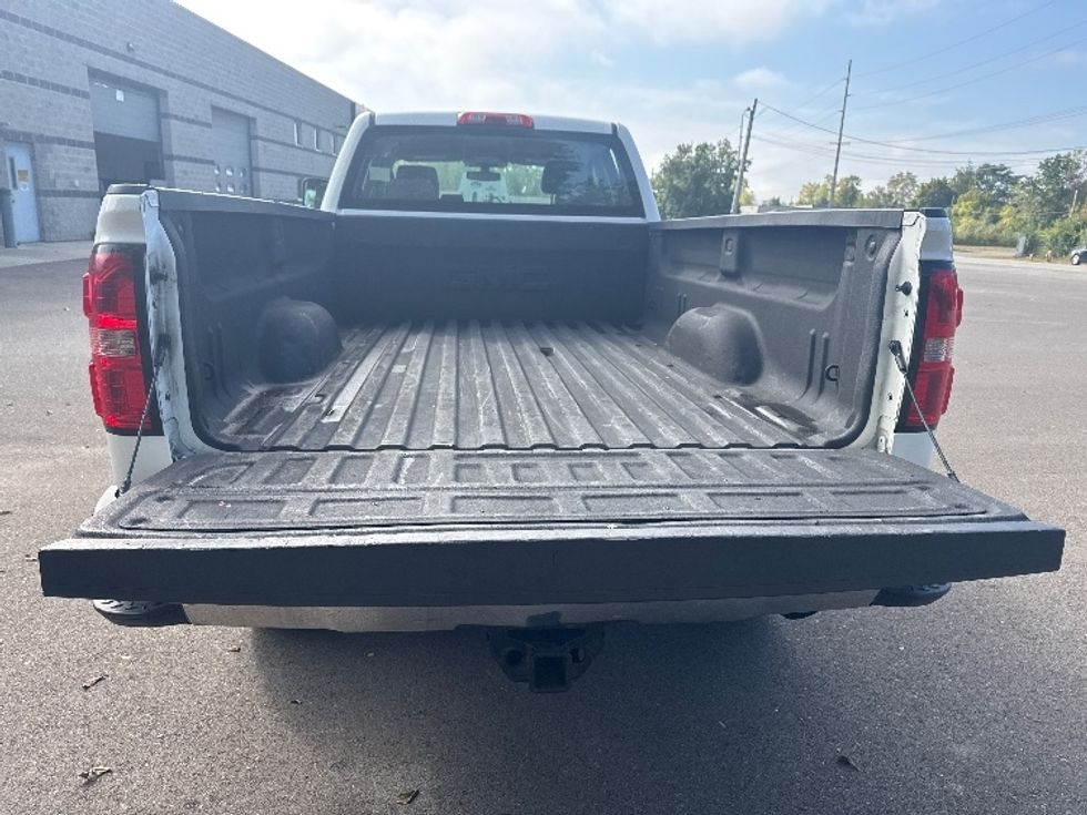 Pickup Truck-Light and Medium Duty Trucks-GMC-2019-SIERRA-Elmira-NY-29,244\n\t\tmiles-$ 33,750 - Image 8