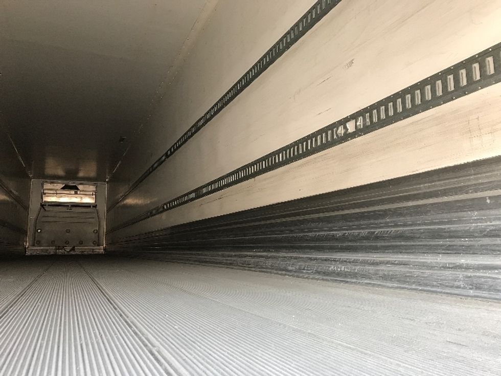 Refrigerated Trailer-Semi Trailers-CIMC VEHICLES GROUP-2015-Trailer-Fontana-CA-843,954\n\t\tmiles-$ 23,250 - Image 10