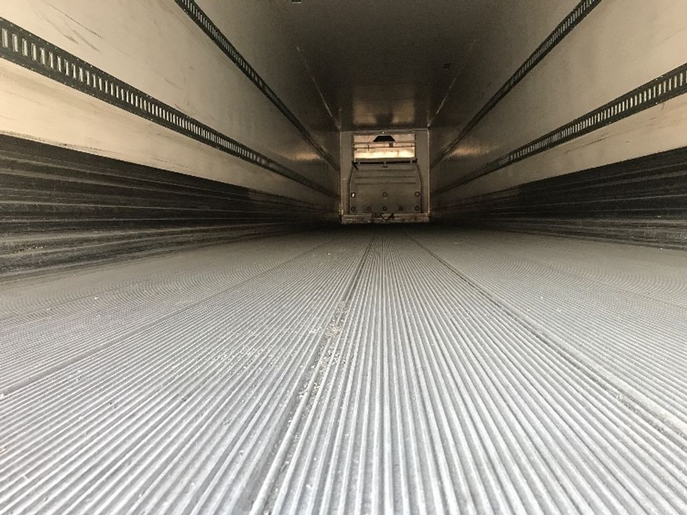 Refrigerated Trailer-Semi Trailers-CIMC VEHICLES GROUP-2015-Trailer-Fontana-CA-843,954\n\t\tmiles-$ 23,250 - Image 8