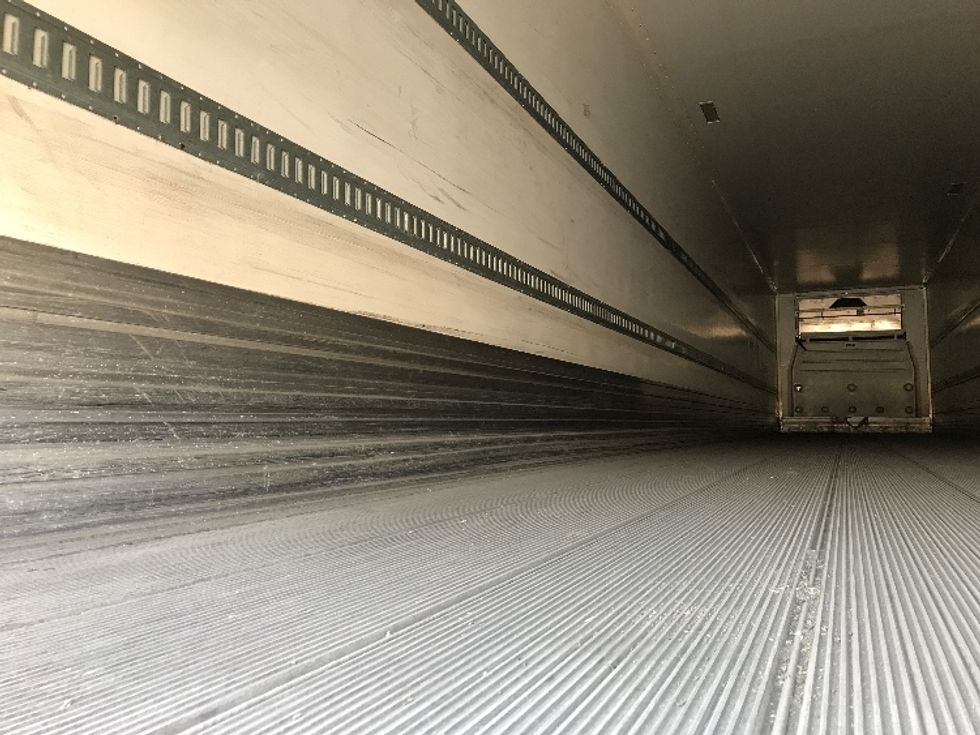Refrigerated Trailer-Semi Trailers-CIMC VEHICLES GROUP-2015-Trailer-Fontana-CA-843,954\n\t\tmiles-$ 23,250 - Image 9